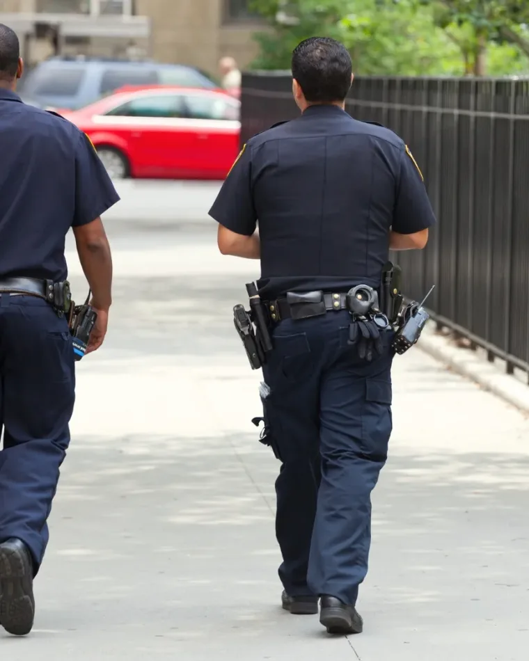 Medyczna marihuana a kontrola policji – Twoje prawa i obowiązki. Jak uniknąć problemów?