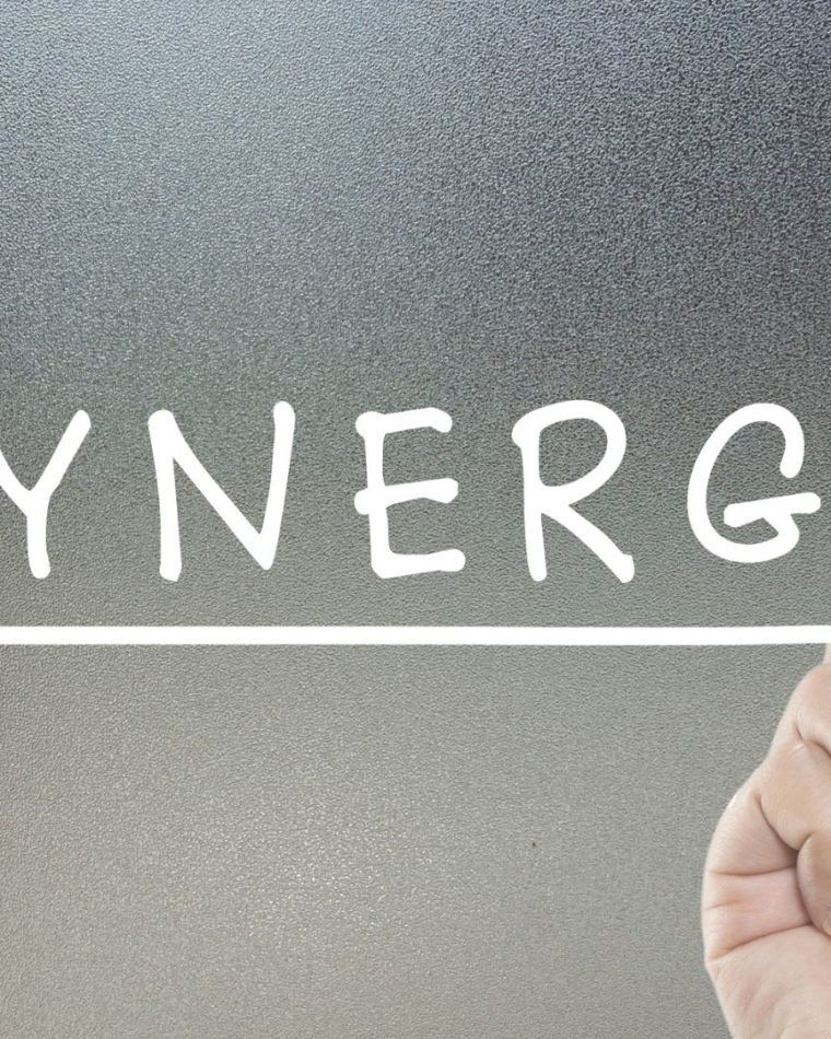 Entourage Effect: Odkryj, jak synergia w konopiach wpływa na Twoją terapię
