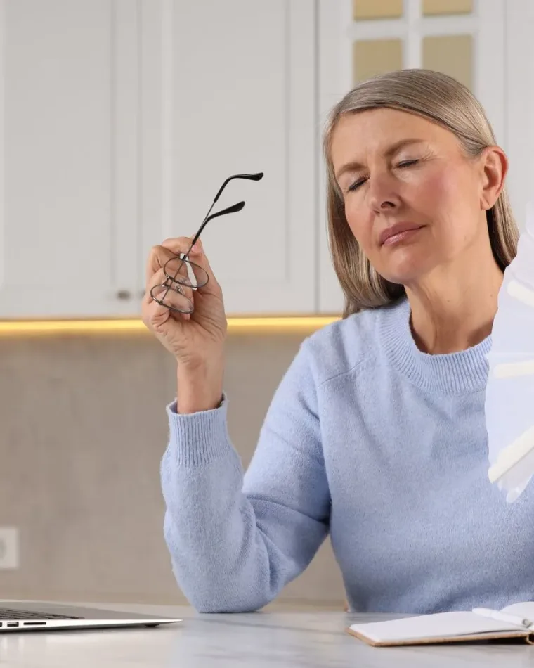 Czy marihuana medyczna pomaga w menopauzie? Naturalne wsparcie w okresie zmian